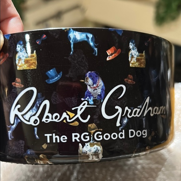 Robert Graham Dog Bowl Set - Picture 3 of 9